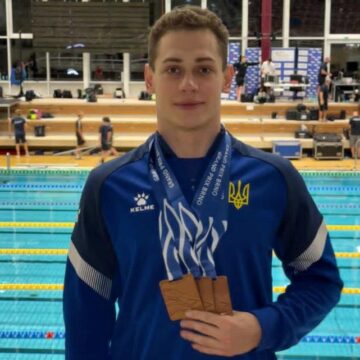 Двоє плавців з Дніпра стали призерами Гран-прі в Чехії