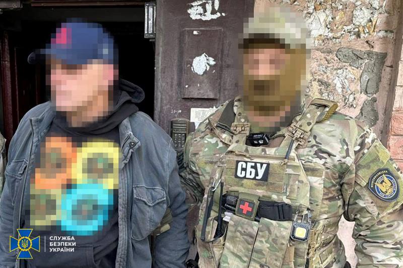 1 Російський агент намагався облаштувати «відеопастки» на автотрасах Дніпра, щоб шпигувати за колонами ЗСУ