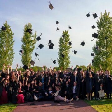 Стартував набір на міжнародну стипендію для українських школярів до школи H-FARM в Італії