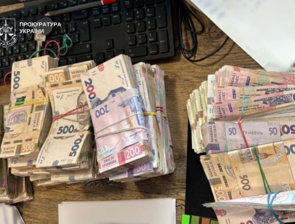 Судитимуть посадовців, які привласнили кошти на утепленні шкіл Дніпра