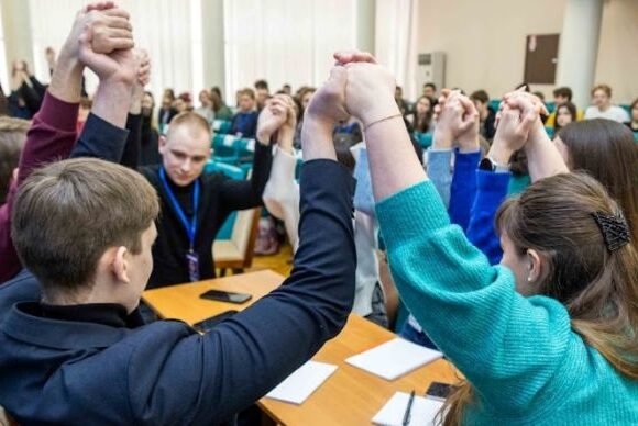 На Дніпропетровщині стартує навчання у Школі молодого лідера