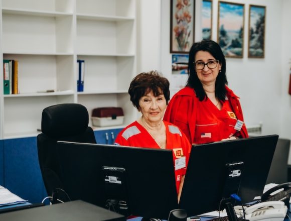 На Дніпропетровщині нагородили медиків екстренки На Дніпропетровщині відзначили працівників екстреної медичної допомоги