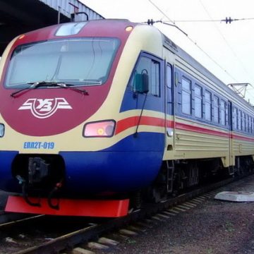 poyizd_Ukrzaliznytsya На Дніпропетровщині тимчасово змінили розклад приміських поїздів