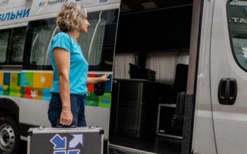 Мобільні ЦНАПи на Дніпропетровщині: понад 1000 виїздів від початку року